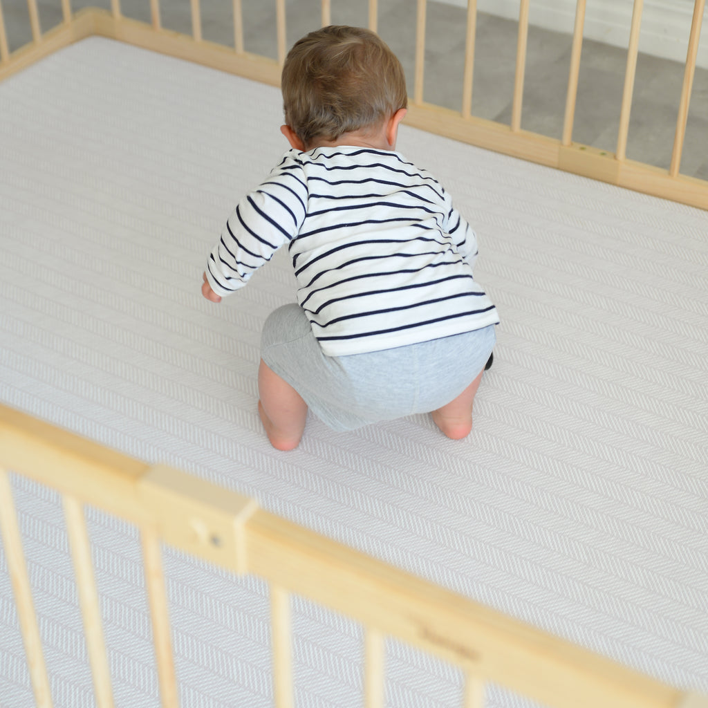 Large Padded Play Mat - English World Map/Herringbone (Beige)